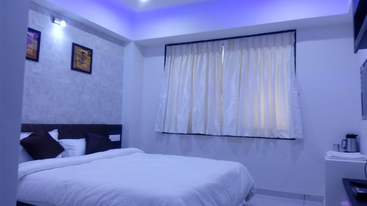 Hotel Best Velly Γκαντχιναγκάρ Εξωτερικό φωτογραφία