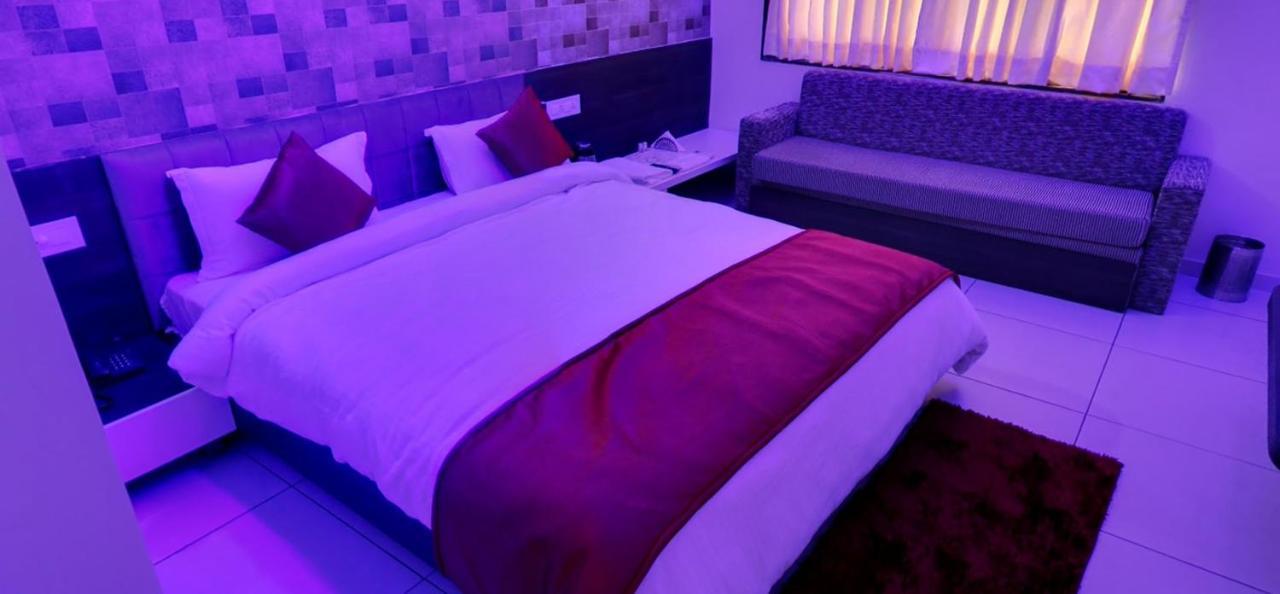 Hotel Best Velly Γκαντχιναγκάρ Εξωτερικό φωτογραφία