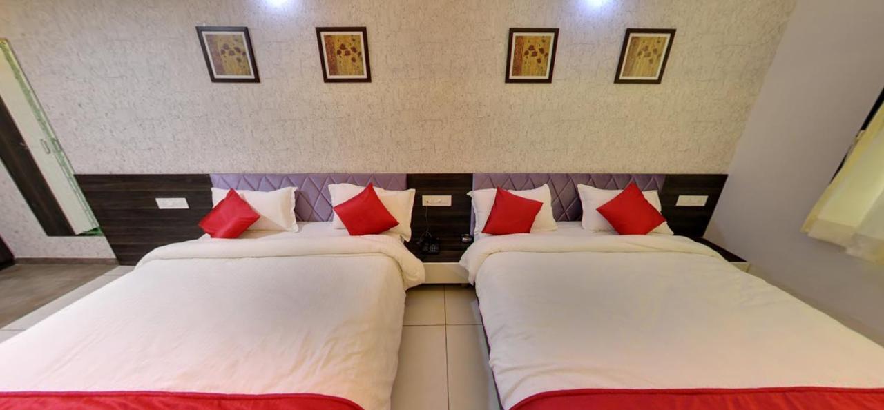 Hotel Best Velly Γκαντχιναγκάρ Εξωτερικό φωτογραφία